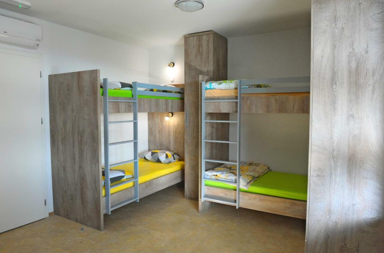 Hostel Ormoz Eksteriør bilde